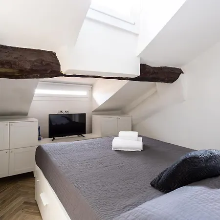 Apartment Mortara Navigli Mailand