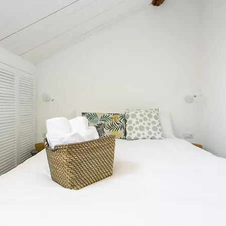 Mortara Navigli Apartment